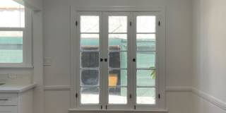 1002-1012½ N. Sweetzer Ave. Gallery 15