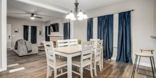 **Pendleton Heights Neighborhood**Newly remodeled 3/2 Bath Furnished Option Avaliable Gallery 15