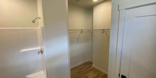 Newer Home for Lease! 3br 3ba Gallery 11