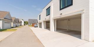 614 E Main Street Gallery 26