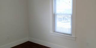 24 Banks St Gallery 12