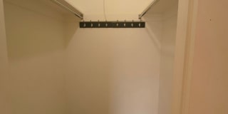 Elevated Living: Top-Floor 1 Bedroom Apartment with Mountain Views for a Serene and Scenic Lifestyle Gallery 12