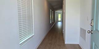 Beautiful 4 Bedroom in desirable Grand Reserve Community Gallery 3