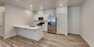 Luxury 3 Bedroom 2 Bathroom Duplex with 2 Car Garage in Bethany, Ok Gallery 7