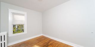 504 Morris Street Gallery 12