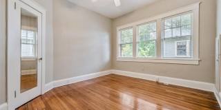 1002 E CRENSHAW STREET Gallery 7