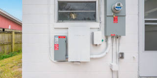 Say Goodbye to Electric Bills & Hurricane Outages with a Solar-Powered Home Gallery 23