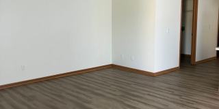 2 Bedroom, Ranch Townhome with Garage - Available Now! 2 Bedroom, Ranch Townhome with Garage - Available Now! Gallery 5