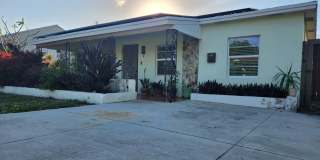 1219 N M Street Gallery 1