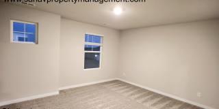 Modern 4BR Home Near Great Western Bike Trail | West Des Moines Gallery 16