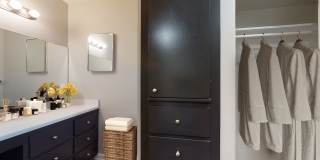 Admiral Apartments Gallery 17