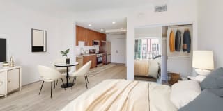 Ferrante Ferrante Gallery 137