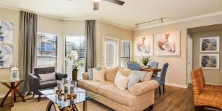 Palm Valley Apartments Gallery 11