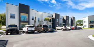 1701 Forest Knoll Dr NE Gallery 83