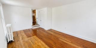 725 Warren Street Gallery 10