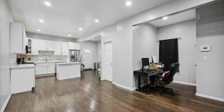 352 N Avers Avenue Gallery 4