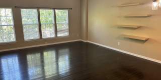 Amazing Three Bedroom Townhome in Southend! Gallery 4