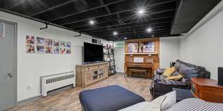 333 East Thruston Boulevard Gallery 9