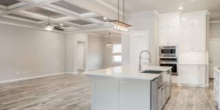 BEAUTIFUL 5 BED HOME  FOR LEASE Gallery 26