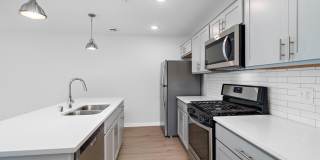 1721 Lagoon Avenue Gallery 4