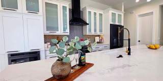 Bold Contemporary Sarasota Luxury Home. 4 Beds/ 4 Baths. Private Pool and Summer Grill. Gallery 19