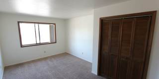 Bright 2BR Townhome in Boyington Heights | Private Balcony + Fenced Backyard Gallery 18