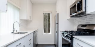 The Village at Del Mar Heights Gallery 4