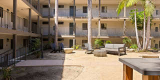 Indie Glendale Collection Gallery 39