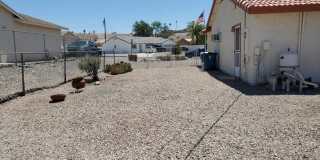 GREAT FURNISHED HOME WITH SIDE PARKING! Gallery 12