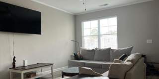 Room in 4 Bedroom Home in Atlanta Gallery 1