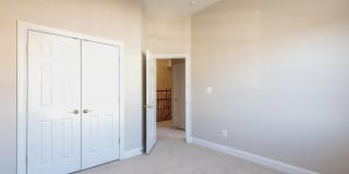 14873 CLOVERDALE Road Gallery 40