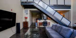 Fully Furnished Mid-Term 2-Level Condo | 1,549 Sq Ft | Private Parking | Shared Living Fully Furnished Mid-Term 2-Level Condo | 1,549 Sq Ft | Private Parking | Shared Living Gallery 7