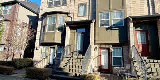 Issaquah Townhouse Gallery 1