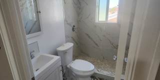518 W Lexington Dr Gallery 4
