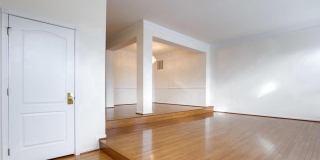 25859 KIRKWOOD Square Gallery 6