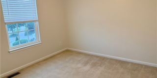 5055 Lake Forest Drive Gallery 21
