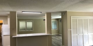 3 bed 2 Bath Brick Home off Park Avenue! Gallery 11