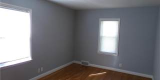 716 Laurel Street Gallery 11