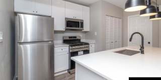 1364 W Ohio Gallery 6