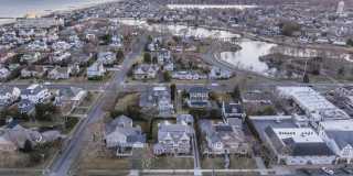 205 Morris Avenue Gallery 86