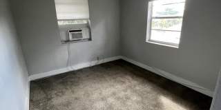 2722 Poinsettia Avenue Gallery 9