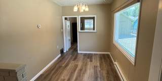 Charming 2 Bedroom Home Near Pioneer Park, Hospitals & Schools! Gallery 6