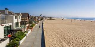 2428 The Strand Gallery 73