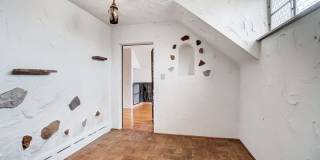 2881 Observatory Ave Gallery 57