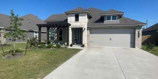 Nearly New 3-Bedroom Home in Hewitt, TX – Modern Living at Its Best Gallery 1