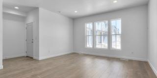 1 MONTH FREE- 3 Bed 2.5 Bath South Jordan Townhome Avaliable! Gallery 9