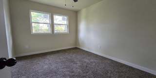 3435 Kenwood Gallery 7