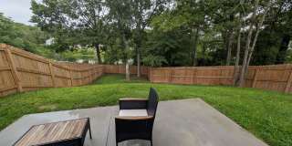 Room in 3 Bedroom Home at Sullins Rd Gallery 7