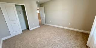 Heritage Oaks gated community 3/2.5/2 Townhome Gallery 45