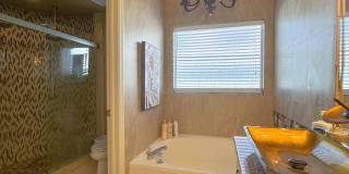 ** BEAUTIFUL MODERN HEATED POOL HOME IN THE VINEYARDS ** SEASONAL ONLY ** AVAILABLE OFF-SEASON MONTHS AND DEC-MARCH 2026 ** Gallery 58